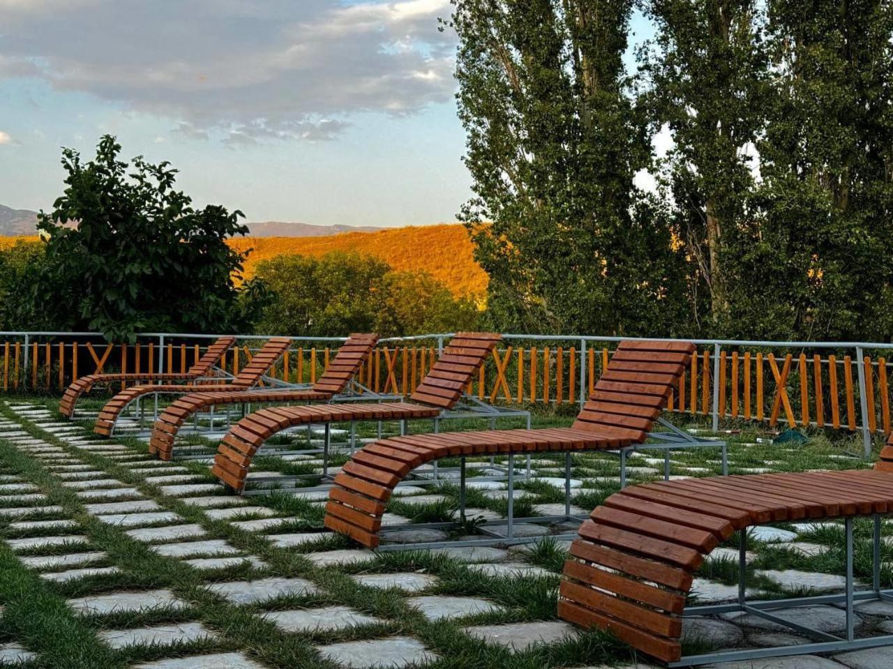 Harmonycampinghouse Teghenik المظهر الخارجي الصورة